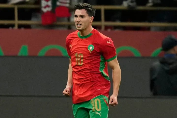 Μαρόκο – Τανζανία 1-0: Ο Ντίαθ λύτρωσε τους οικοδεσπότες, αφιέρωσε το γκολ στον άτυχο Ουναχί και έστειλε τη χώρα του στα προημιτελικά