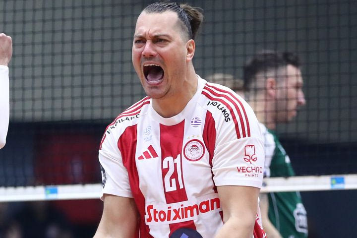 Τα highlights της επικής ανατροπής του Ολυμπιακού επί του Παναθηναϊκού για τον 66ο τίτλο του τμήματος βόλεϊ ανδρών