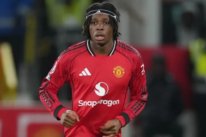 Μάντσεστερ Γιουνάιτεντ: Πλήγμα με Ντόργκου, εκτός για 2.5 μήνες