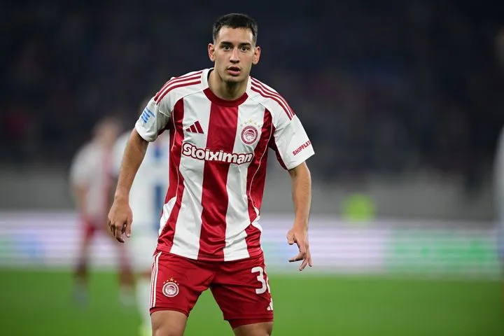 Ολυμπιακός: Η Γαλατάσαραϊ έχει βάλει στο μάτι τον Έσε και ετοιμάζει πρόταση, γράφουν οι Τούρκοι