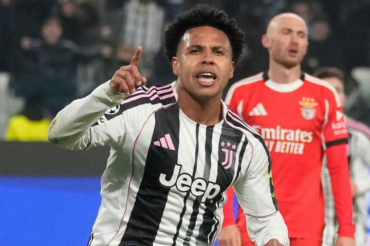 Γιουβέντους – Μπενφίκα 2-0: Οι μπιανκονέρι υπέταξαν τους αετούς και τσέκαραν το εισιτήριο για τα νοκ-άουτ, έχασε πέναλτι ο Παυλίδης