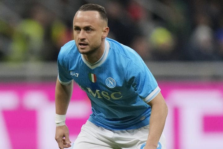 Νάπολι – Σασουόλο 1-0: Ο Λομπότκα επανέφερε τους παρτενοπέι στην τροχιά των επιτυχιών