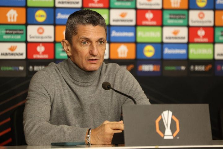 LIVE Streaming η συνέντευξη Τύπου του Λουτσέσκου για το παιχνίδι του ΠΑΟΚ με τη Θέλτα στα playoffs του Europa League