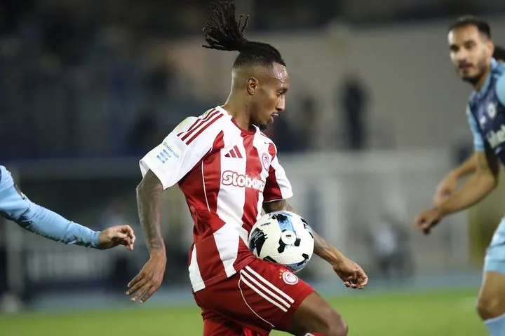 Ολυμπιακός: Τα θερμά λόγια του Μεντιλίμπαρ για τον Μαρτίνς