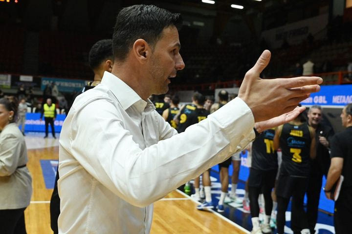 ΚΑΕ Άρης Betsson: “Επιεικώς πρωτοφανή όσα είδαμε στον αγώνα με τον Προμηθέα, δεν θα αφήσουμε κανέναν να παίζει με την προσπάθειά μας”