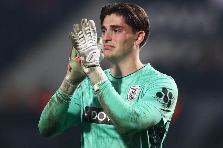 ΠΑΟΚ: “Έσπασε” ο Μοναστηρλής μετά το ονειρικό ντεμπούτο, δέχθηκε τα συγχαρητήρια όλων και “χάθηκε” στην αγκαλιά του Λουτσέσκου