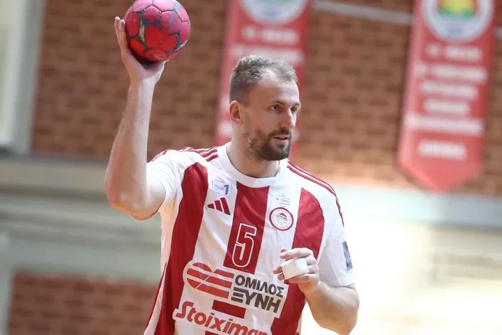 Handball Premier: Ο Ολυμπιακός λύγισε τον Ιωνικό Νέας Φιλαδέλφειας και έπιασε κορυφή