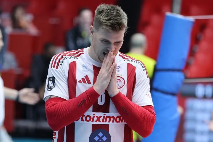 Ολυμπιακός – Καρλοβάρσκο 1-3: Οι ερυθρόλευκοι πλήρωσαν τα λάθη τους και θα τα δώσουν όλα για την πρόκριση στην Τσεχία