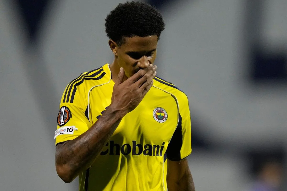 Ποινή φυλάκισης με αναστολή σε δύο ποδοσφαιριστές της Φενέρμπαχτσε για επίθεση σε στέλεχος της Γαλατασαράι