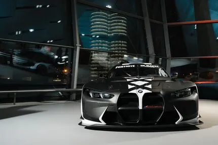 Έκθεμα στο Μόναχο η BMW M4 GT3 EVO από τα Fortnite και Rocket League