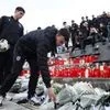 Οπαδοί ΠΑΟΚ, τροχαίο Ρουμανία: Οι παίκτες των Κ19 ΠΑΟΚ και Βόλου άφησαν λουλούδια στη μνήμη των θυμάτων