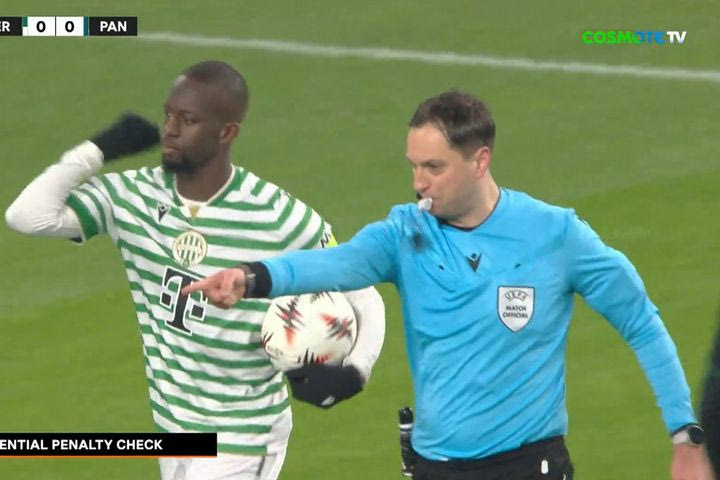 Ο Γιουσούφ με πέναλτι άνοιξε το σκορ για τη Φερεντσβάρος κόντρα στον Παναθηναϊκό