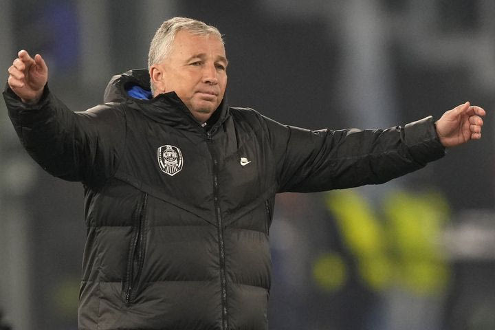 Σταρ της Τσέλσι και της εθνικής Ρουμανίας παλεύει με τον καρκίνο, έχει χάσει 30 κιλά