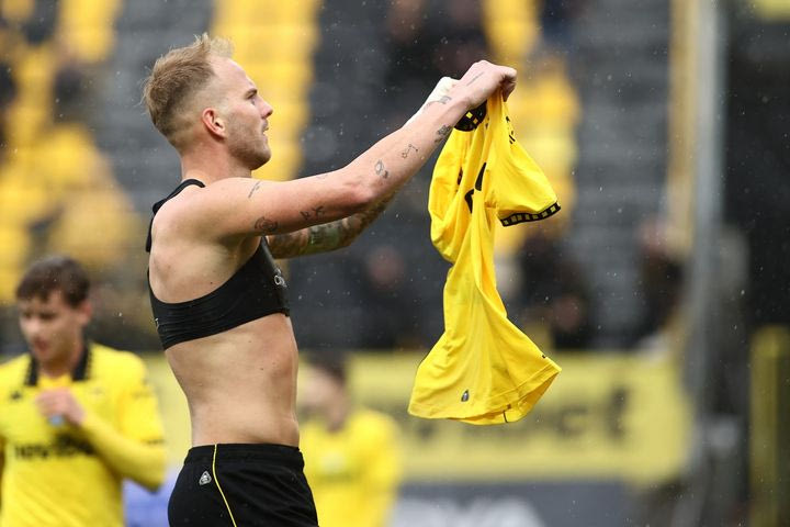 Το 2-0 του Άρη με βολίδα του Ράτσιτς με το δεξί στο 44′