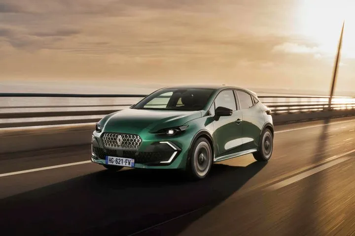 Όλα όσα πρέπει να ξέρεις για το νέο Renault Clio που μόλις έφτασε- Από 20.900 ευρώ με 115 ίππους