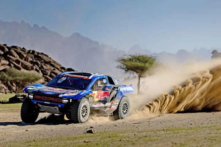 O Έκστρομ της Ford και ο Κάνετ της ΚΤΜ ταχύτεροι στον “Πρόλογο” του Ντακάρ