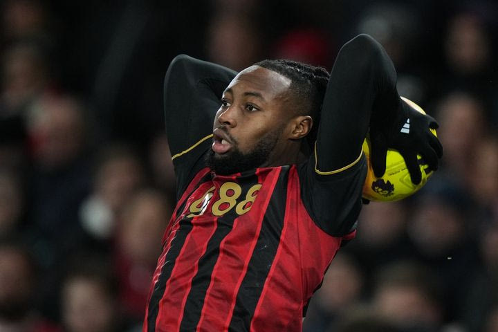 Μάντσεστερ Σίτι: Οριστική συμφωνία με Μπόρνμουθ, ο Σεμένιο περνάει εξετάσεις και υπογράφει