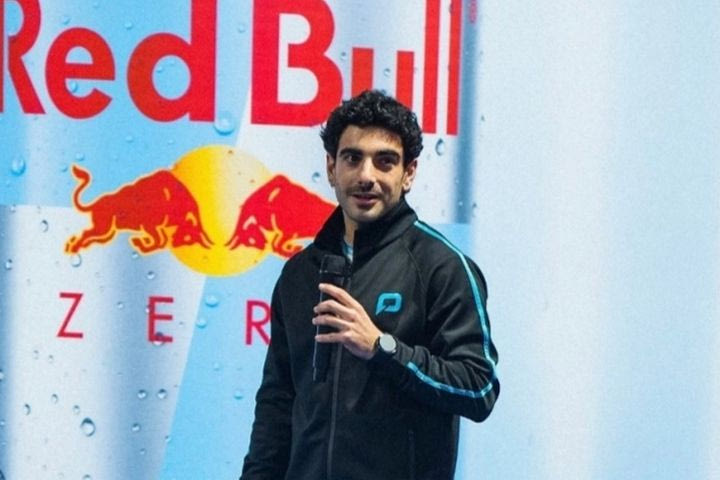 Βασίλης Σιούλης, padel: “Τίμησα το εθνόσημο με ό,τι είχα, συνεχίζω να είμαι ο 1ος Έλληνας στην παγκόσμια κατάταξη και να βρίσκομαι στους τριακόσιους καλύτερους αθλητές παγκοσμίως”