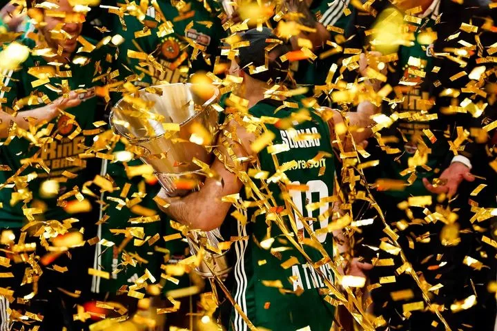 Το αφιερωματικό VIDEO της EuroLeague για τον Κώστα Σλούκα που έφτασε τα 450 ματς στη διοργάνωση