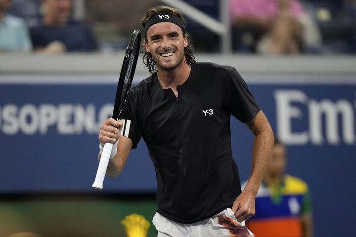 Αθλητικές μεταδόσεις: Πού θα δείτε τη μάχη του Στέφανου Τσιτσιπά με τον Βούκιτς για τον 1ο γύρο στην Αδελαΐδα