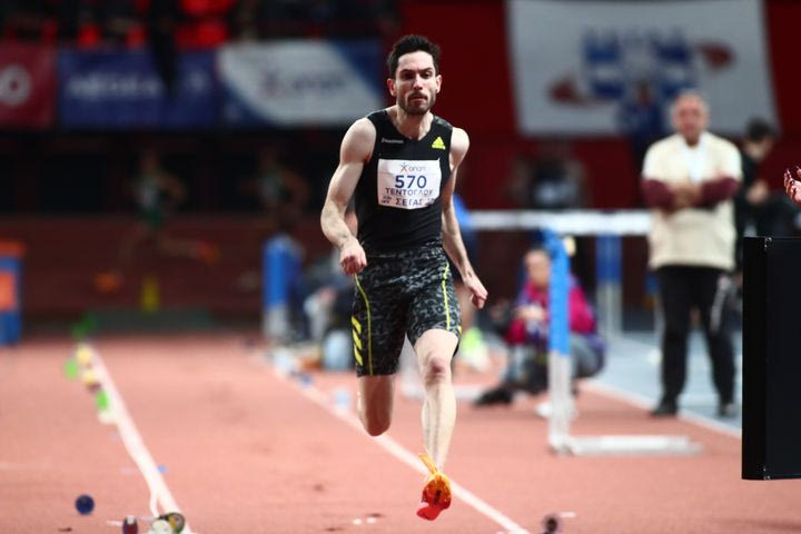 Hρθε η ώρα για την πρώτη εμφάνιση του Μίλτου Τεντόγλου στον κλειστό στίβο