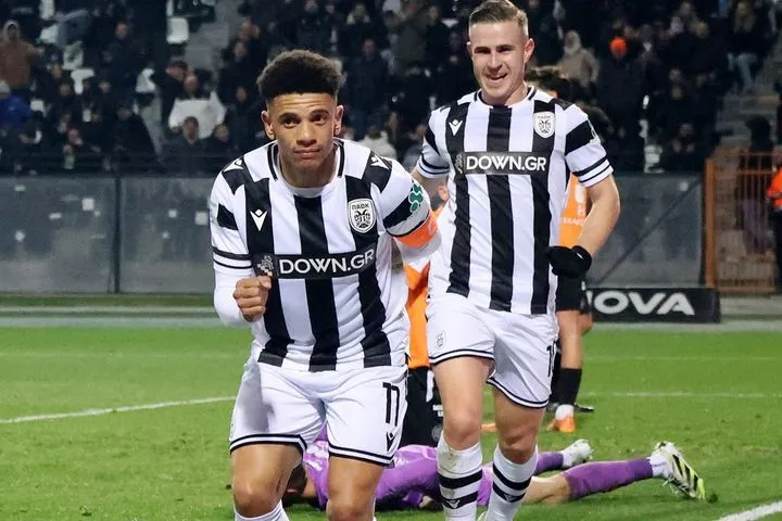 Ο “παππούς” Τάισον χτύπησε ξανά: Πανέμορφη συνεργασία των παικτών του ΠΑΟΚ με τον Βραζιλιάνο να τελειώνει υποδειγματικά τη φάση