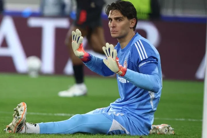 Τείχος Τζολάκης: Ο Έλληνας τερματοφύλακας κατέβασε ρολά σταματώντας εξ’ επαφής το σουτ του Κοφάν