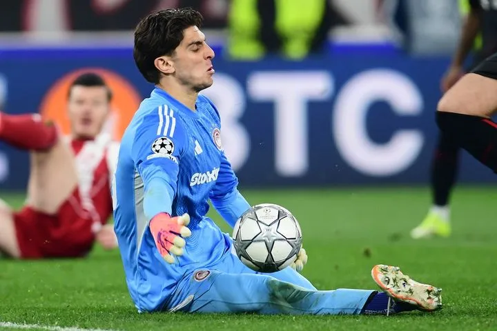 Το έβγαλε και αυτό: Ο Τζολάκης είπε όχι στο τετ α τετ του Σικ στο 80′