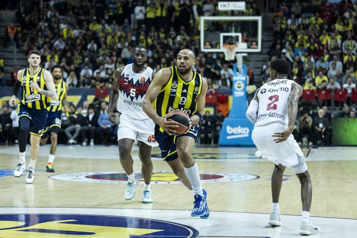 Φενέρμπαχτσε – Μπασκόνια 84-71: Την πήρε παραμάζωμα στο δεύτερο μέρος