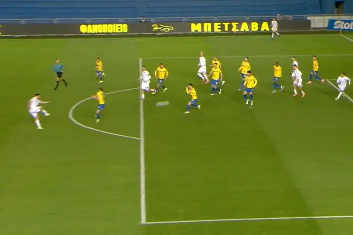 Γκολάρα από τα αποδυτήρια ο Λεβαδειακός: Ο Κωστή “κεραυνοβόλησε” την εστία του Κουτσερένκο για το 1-0 των Βοιωτών