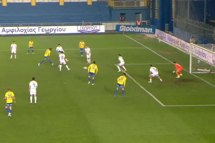 Μείωσε ο Ενκολόλο σε 3-1 για τον Παναιτωλικό με όμορφη ενέργεια μέσα από την περιοχή