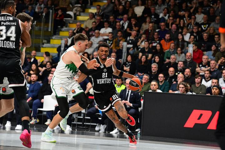 Βίρτους – Ζάλγκιρις 83-79: Η ιταλική ομάδα άντεξε στην πίεση των Λιθουανών και πήρε τη νίκη στην έδρα της