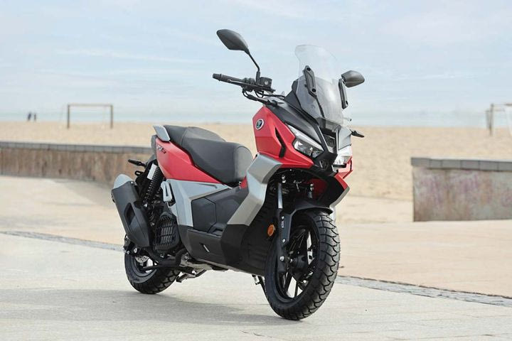 Στην Ελλάδα το “περιπετειώδες” scooter Voge SR2 ADV -Δείτε την τιμή του