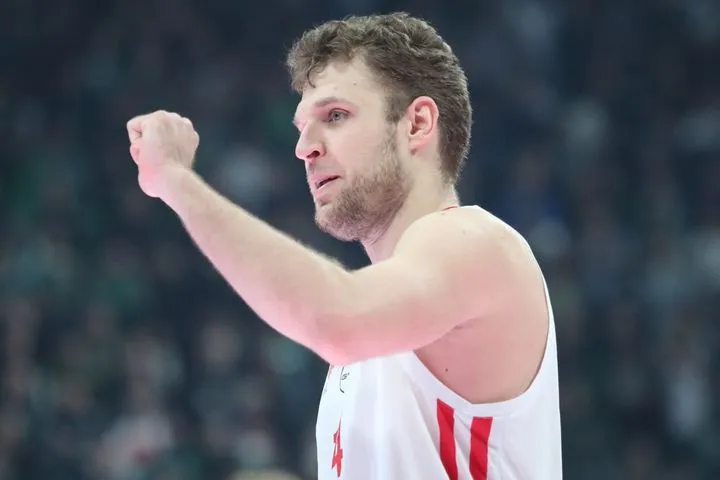 Η θεαματική παράσταση του Βεζένκοβ με τους 25 πόντους κόντρα στην Παρτίζαν