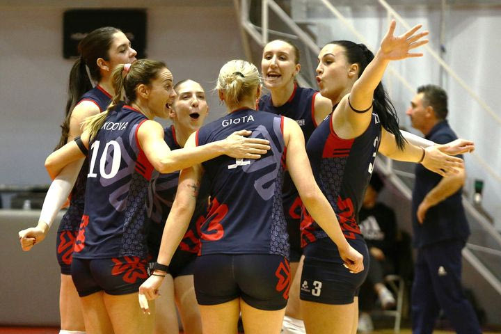 ZAON: Ενισχύθηκε με Αλεξάκου και Κοβαλέφσκα