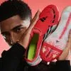 Η adidas αποκαλύπτει τα νέα Predator και F50 με πρωταγωνιστές Bellingham και Yamal