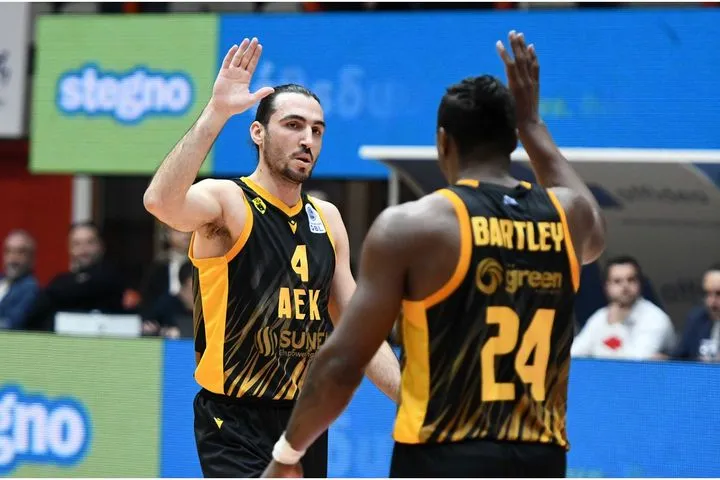 Προμηθέας – ΑΕΚ 86-94: Πέρασε από την Πάτρα και εξασφάλισε τη θέση της στο Final 8 του Κυπέλλου Ελλάδας