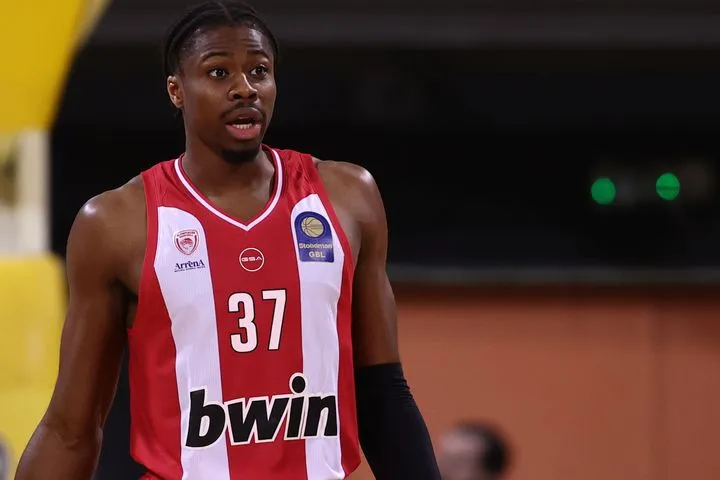 Στον Άρη Betsson ο Κώστας Αντετοκούνμπο