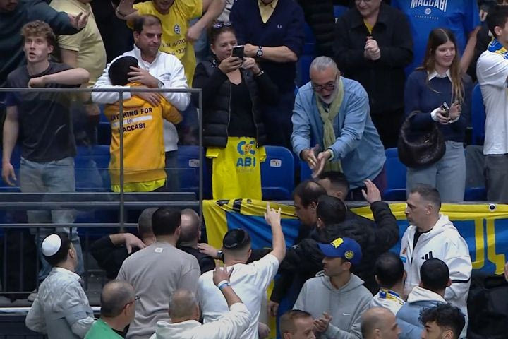 EuroLeague: Πρόστιμο στη Μακάμπι για υβριστικά συνθήματα στο ματς με τον Παναθηναϊκό AKTOR