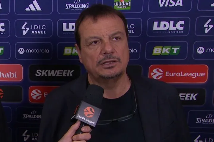 Σκληρές δηλώσεις Αταμάν: “Κάποιοι παίκτες μας έπαιξαν με ντροπιαστικό τρόπο και δεν μπορούν σε αυτό το επίπεδο”