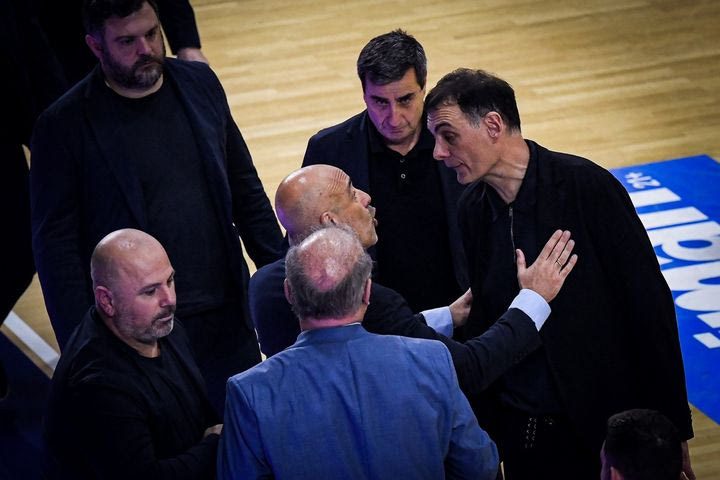 Κολοσσός – Ολυμπιακός: Λογομαχία Μπαρτζώκα – Λυκογιάννη