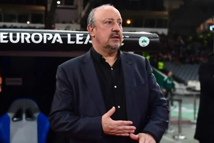 Μπενίτεθ: “Δεν έχω ξαναβρεθεί σε τέτοιο ματς με τόσα προβλήματα, ο Τουμπά έπαιξε με πυρετό”