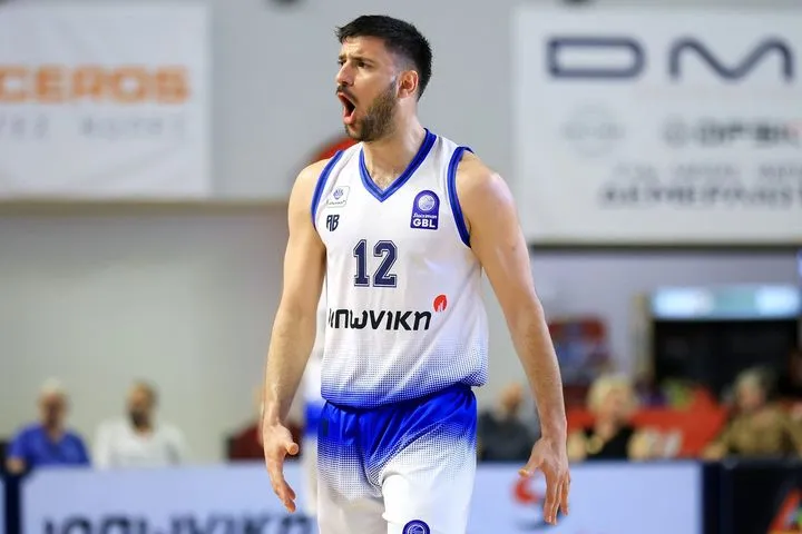 Ο Νίκος Δίπλαρος στο SPORT24 για την ιστορική πρόκριση της Καρδίτσας: “Τρυπάμε το ταβάνι μας, το αξίζει και η ομάδα και η πόλη”