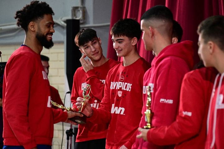 Ολυμπιακός: Βράβευσε τα παιδιά της Ακαδημίας που ξεχώρισαν τη σεζόν 2024-25