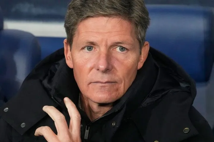 Απασφάλισε ο Γκλάσνερ: “Μας έχουν εγκαταλείψει εντελώς, το χειρότερο είναι ότι πούλησαν τον αρχηγό μας μία ημέρα πριν από ματς”