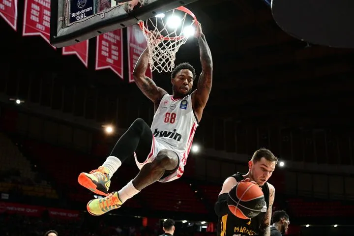 Τα highlights από την αναμέτρηση Ολυμπιακός – Μαρούσι στην 15η αγωνιστική της Stoiximan GBL