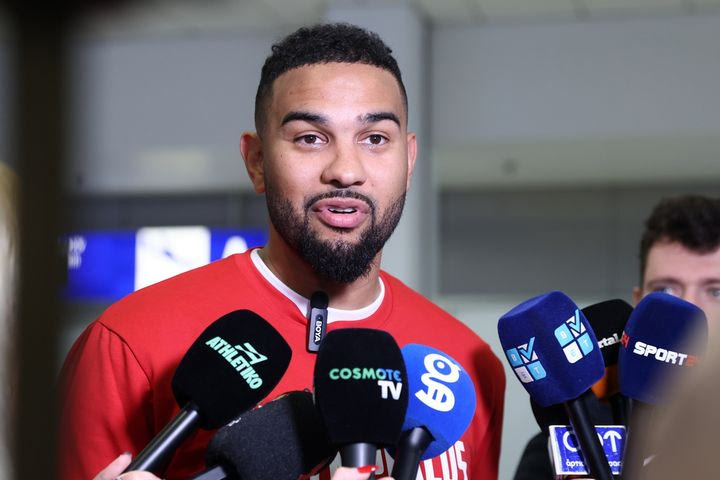 Τζόσεφ: “Περιμένω να βγω στο παρκέ και να ανταποκριθώ με τη φανέλα του Ολυμπιακού, έχω τεράστιο κίνητρο”