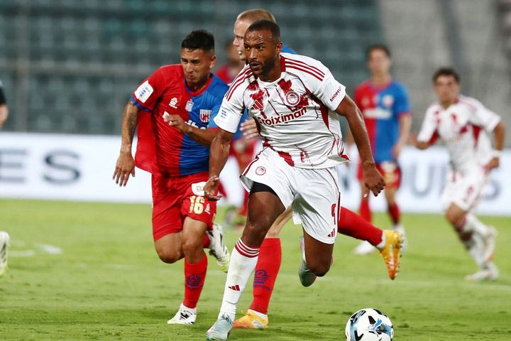 Πού θα δείτε Ολυμπιακός - Βόλος, Αστέρας AKTOR - ΑΕΚ και ΑΕΛ Novibet - Πανσερραϊκός