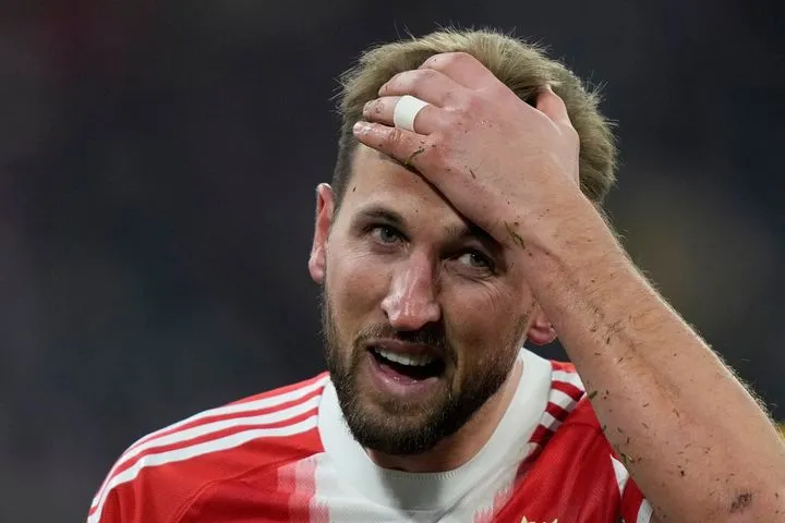 Αμβούργο – Μπάγερν 2-2: Δεύτερη σερί γκέλα για τους Βαυαρούς στην Bundesliga