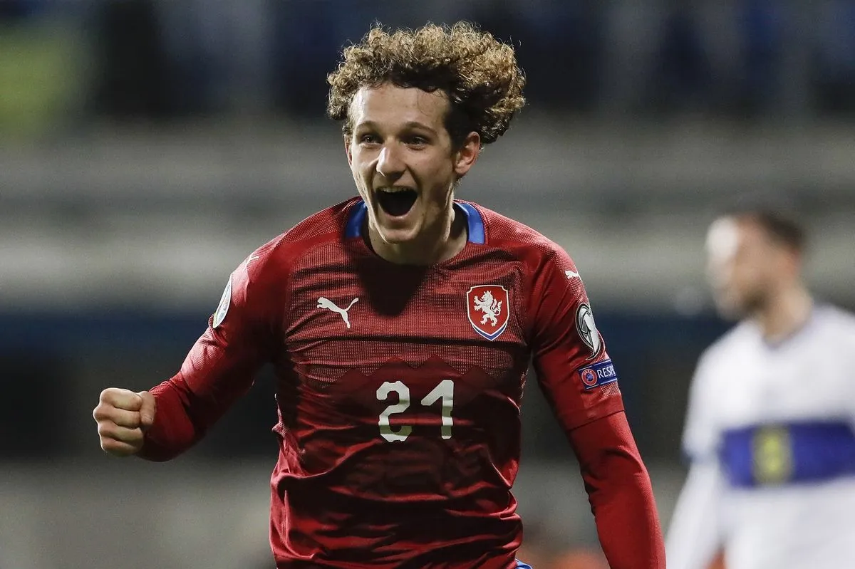 «Κλείνει» τον Καρλ ο Παναθηναϊκός